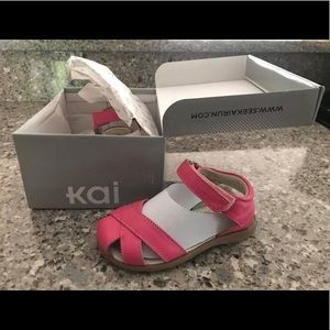 NWT-See Kai Run Shelly sandals